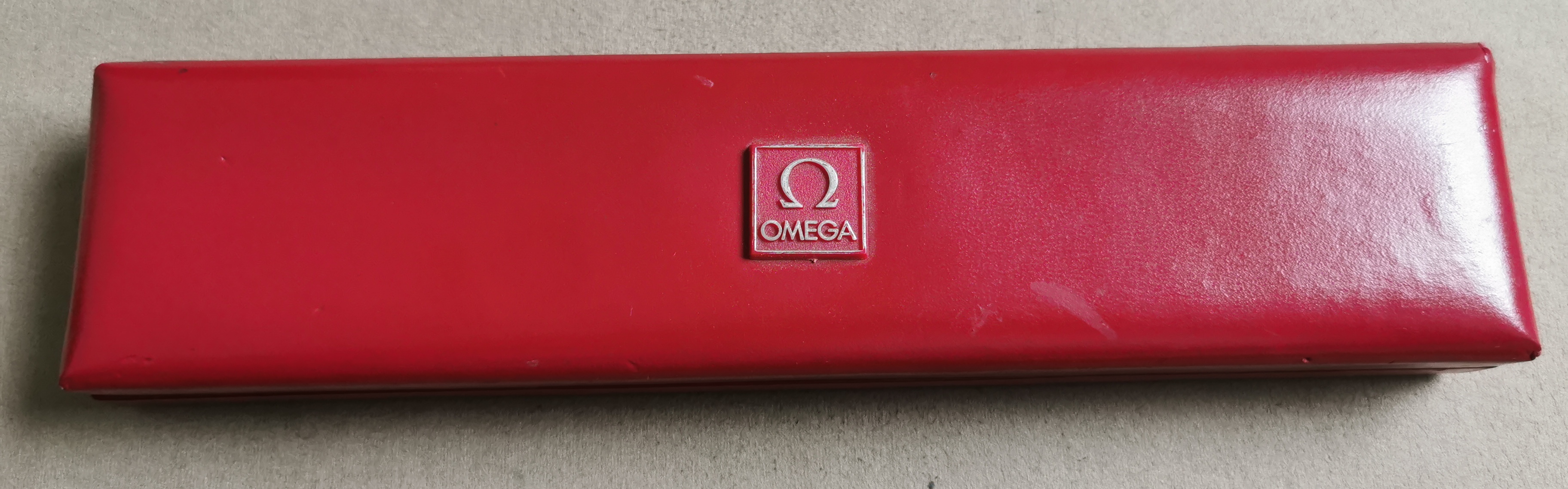 Omega vintage watch box leather red big logo no outer box for men models good condition | San Giorgio a Cremano