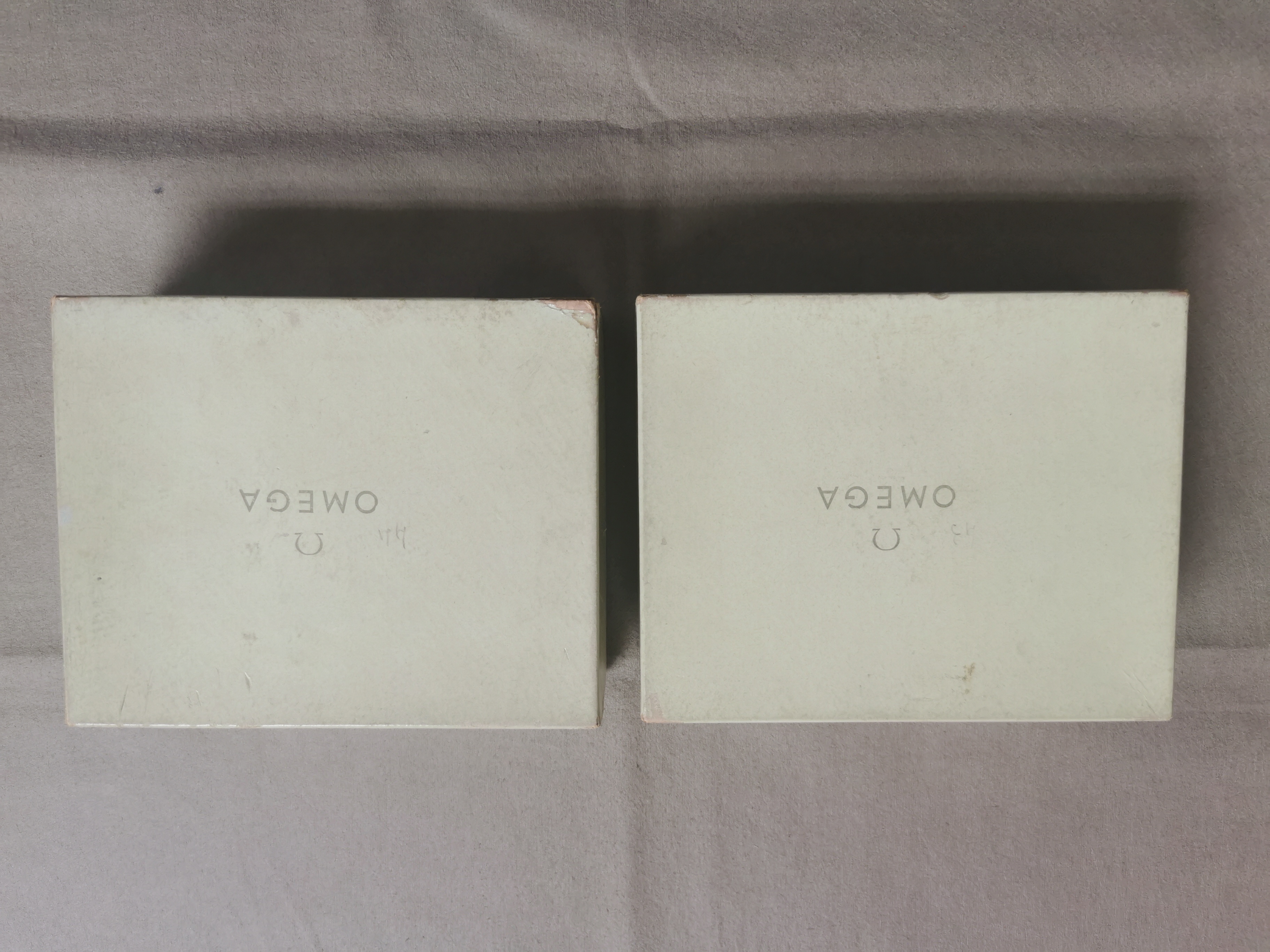 Omega vintage pair ivory watch or watchmaker carton box in used condition | San Giorgio a Cremano