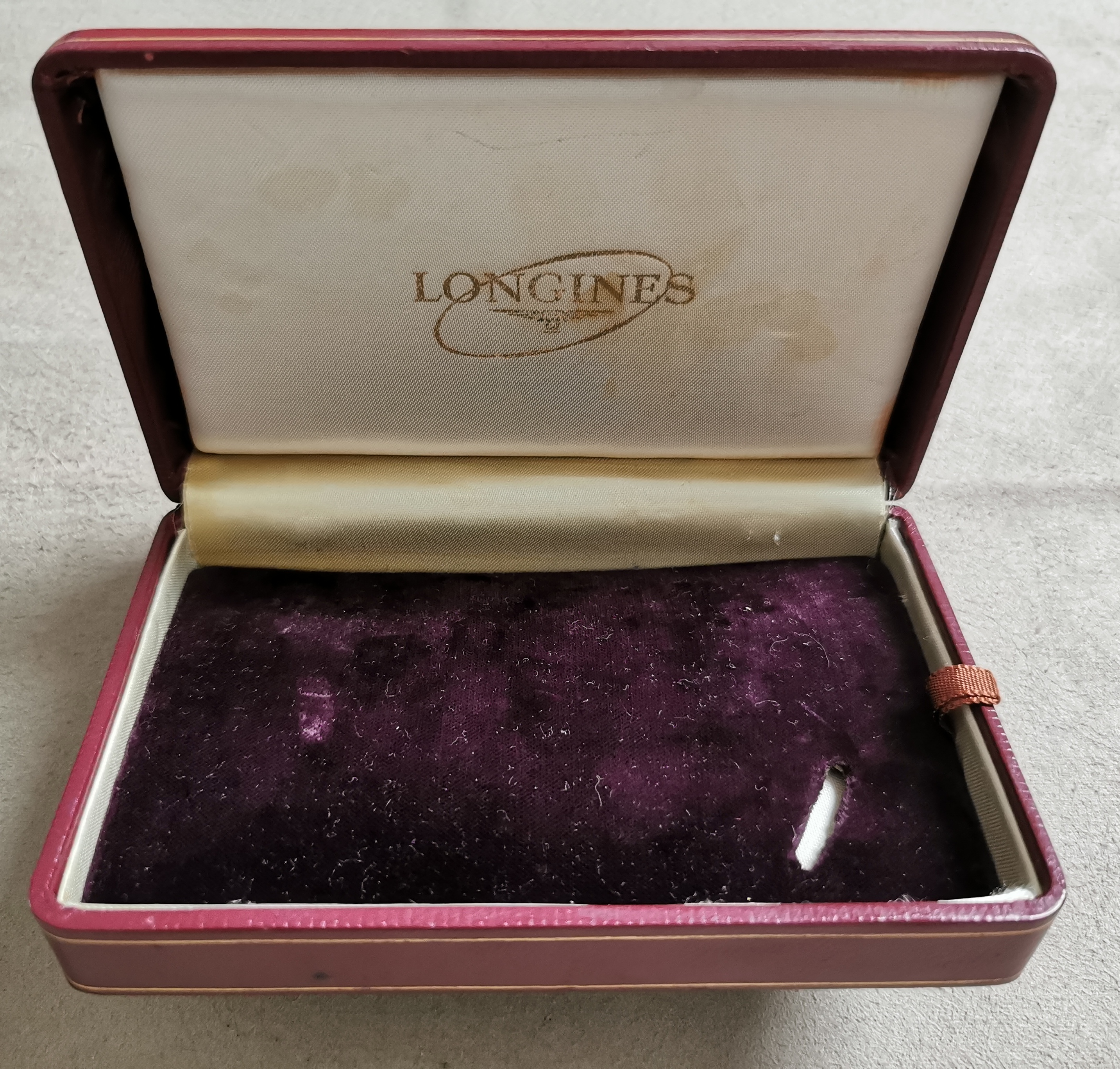 Longines vintage watch box burgundy leather for 30 ch good condition T3 | San Giorgio a Cremano