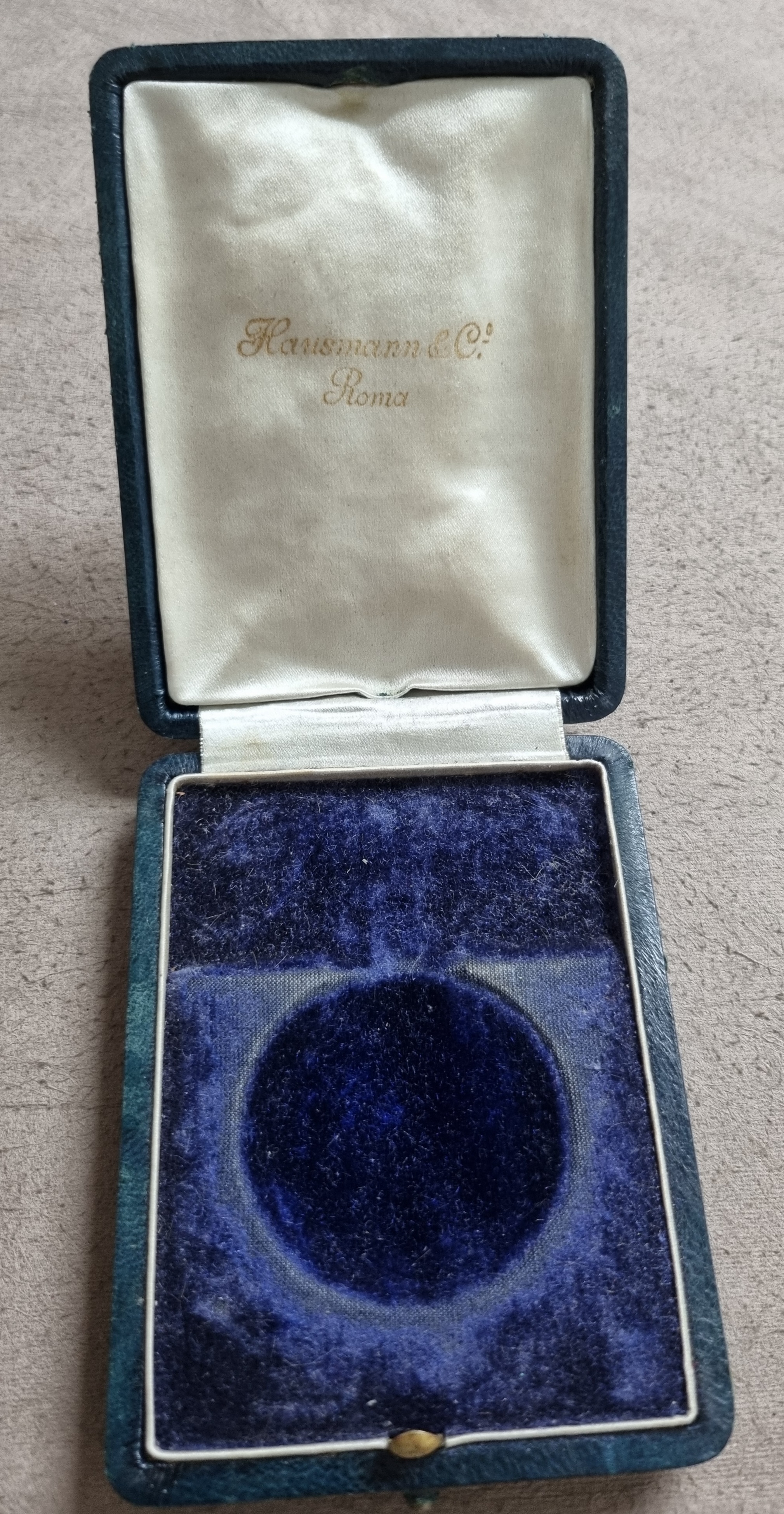 Anonimo Hausmann & Co. Rare vintage leather dark blu box for pocket watch Patek Vacheron Rolex Iwc Etc | San Giorgio a Cremano