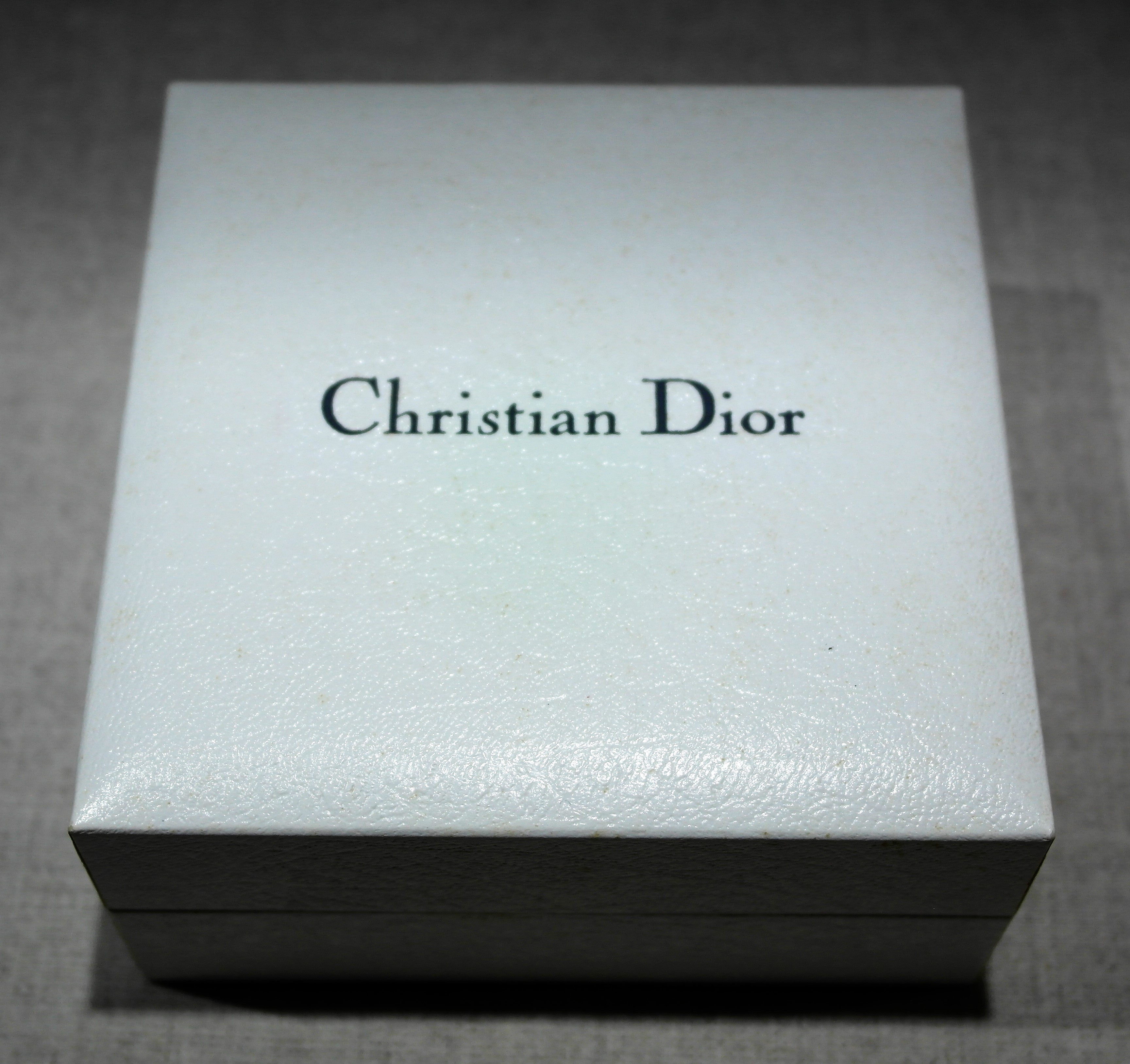 Anonimo Christian Dior vintage leather white box for any models no outer box in used condition | San Giorgio a Cremano