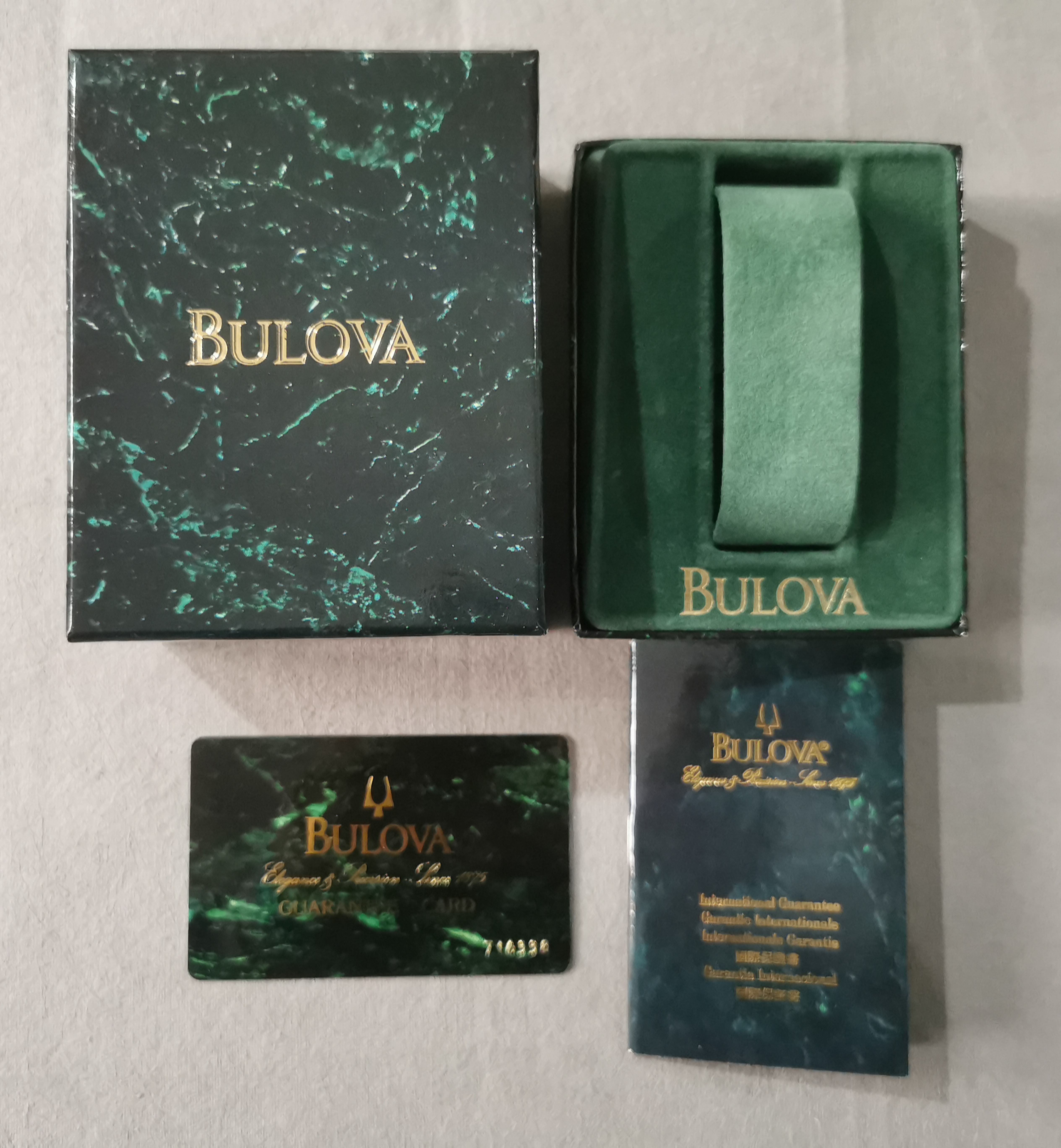 Bulova Vintage cardboard green watch box with warranty booklet and card blank newoldstock | San Giorgio a Cremano
