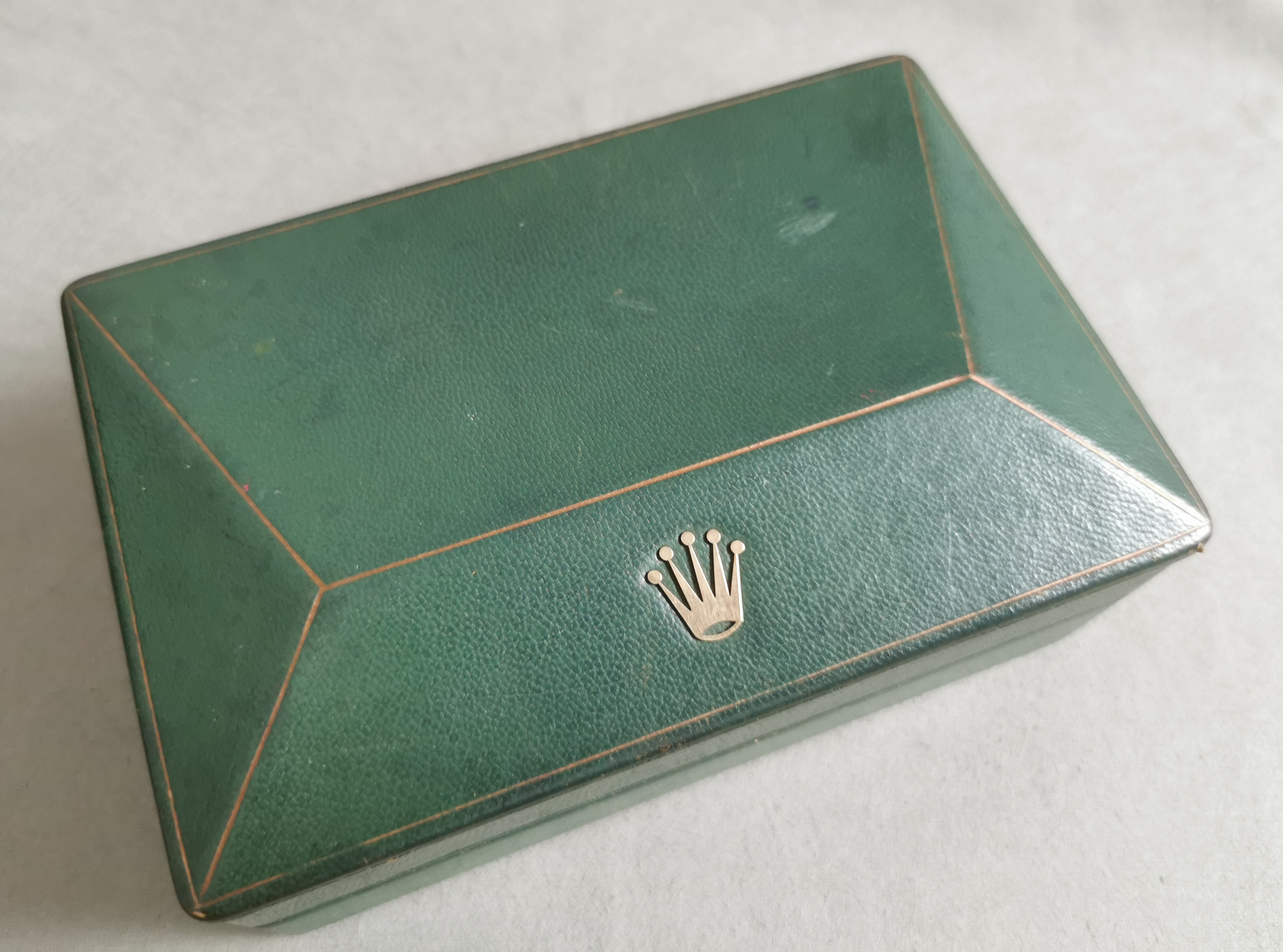 Rolex Rare Maxi Triangle Watch Or Playng Card Box Leather Green Brevet No.247509 Modele Depose | San Giorgio a Cremano