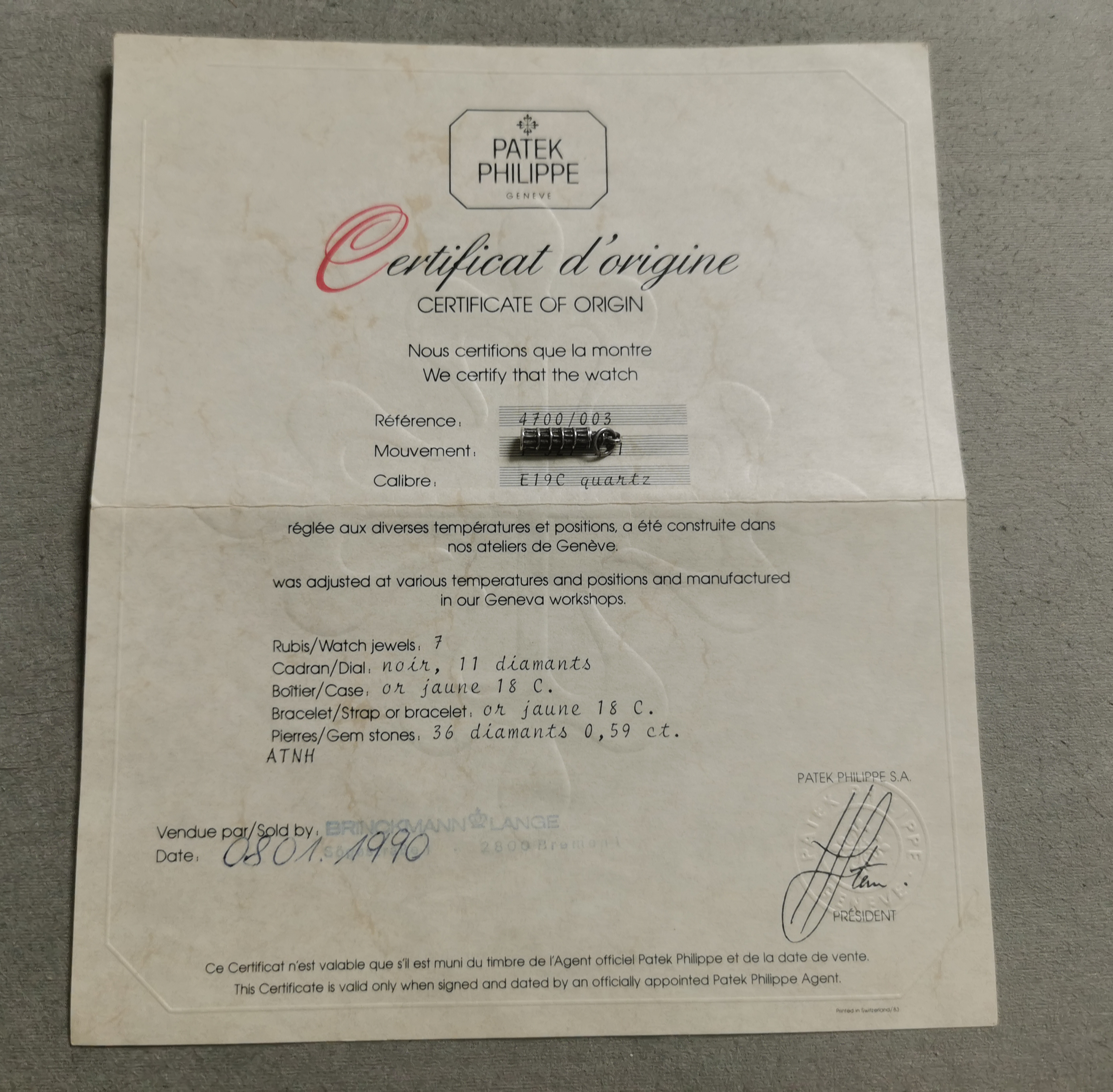 Patek Philippe vintage certificat d'origine warranty ref.4700/003 nautilus lady | San Giorgio a Cremano