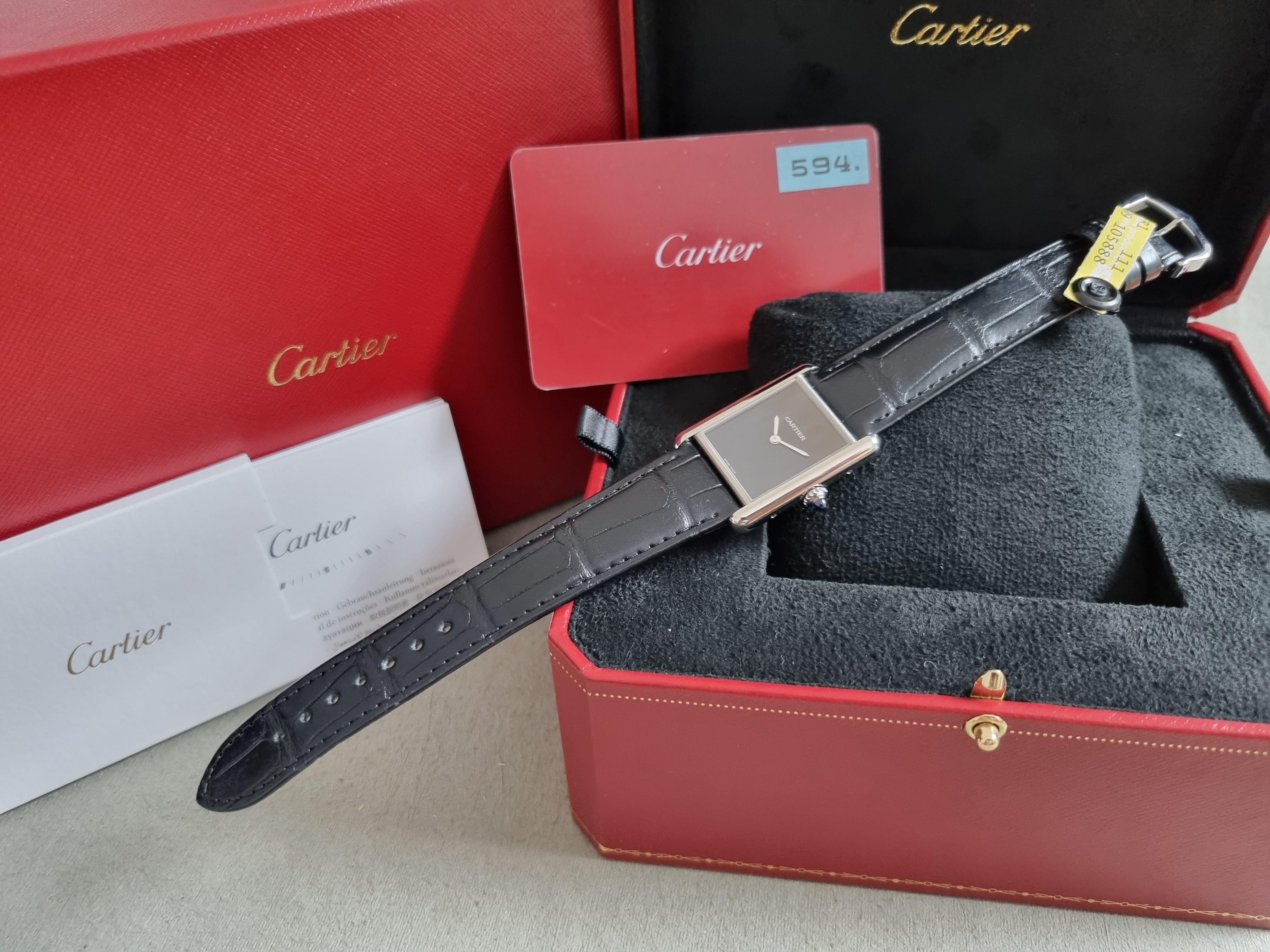 Cartier Tank Tank Must Black Cartier WSTA0072 - 33.7 mm x 25.5 mm Steel Full Set New Never Worn 10-2022 | San Giorgio a Cremano