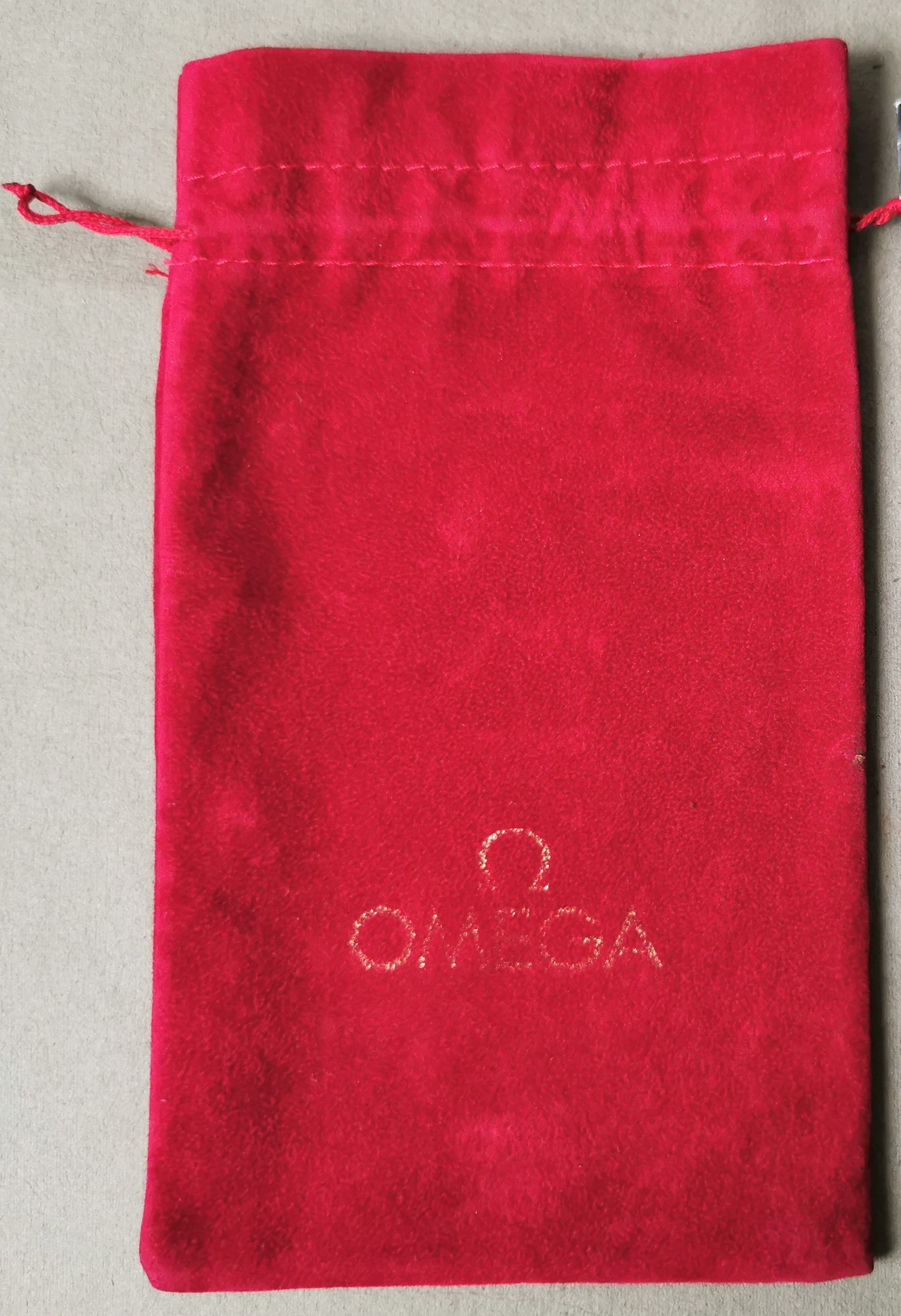 Omega Pochette vintage watch microfiber red for watch collection from service center good | San Giorgio a Cremano