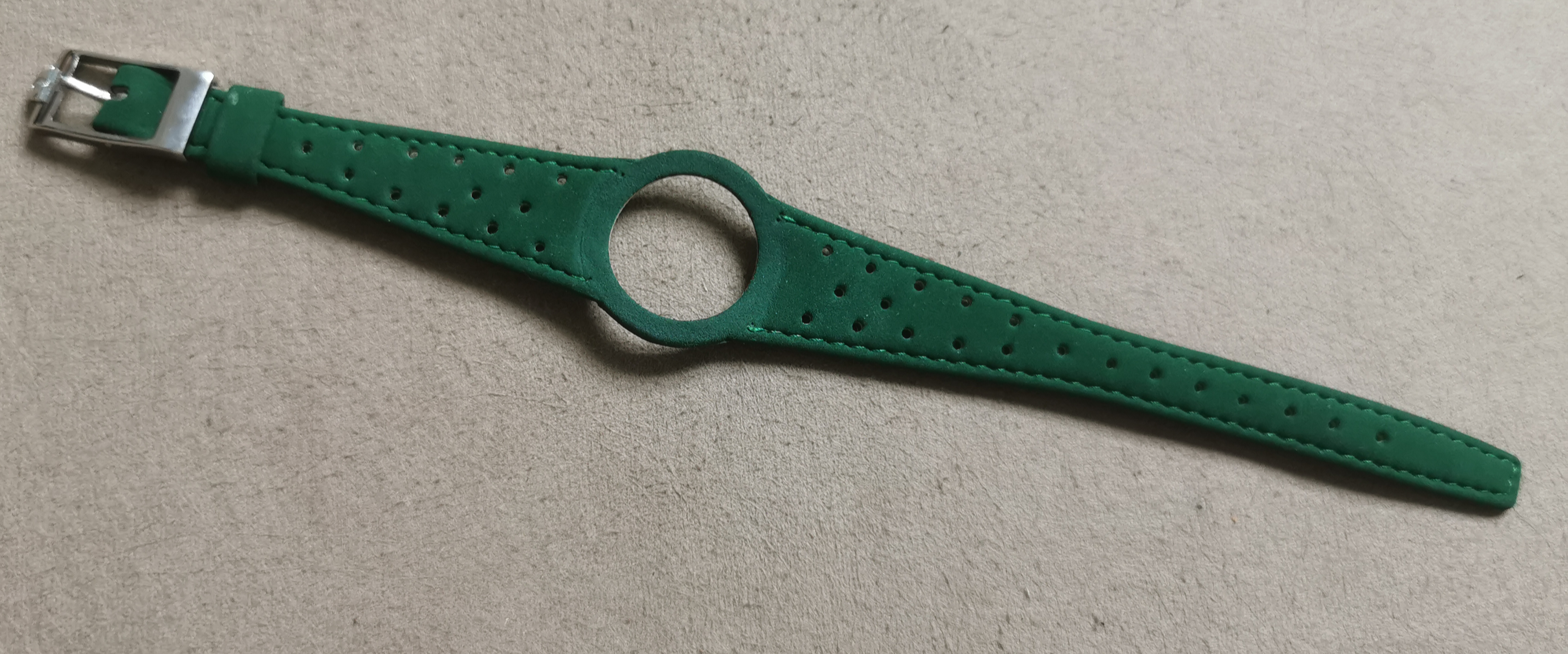 Omega DYNAMIC LEATHER SUEDE STRAP RALLY GREEN AND STEEL BUCKLE FOR LADY NOS | San Giorgio a Cremano