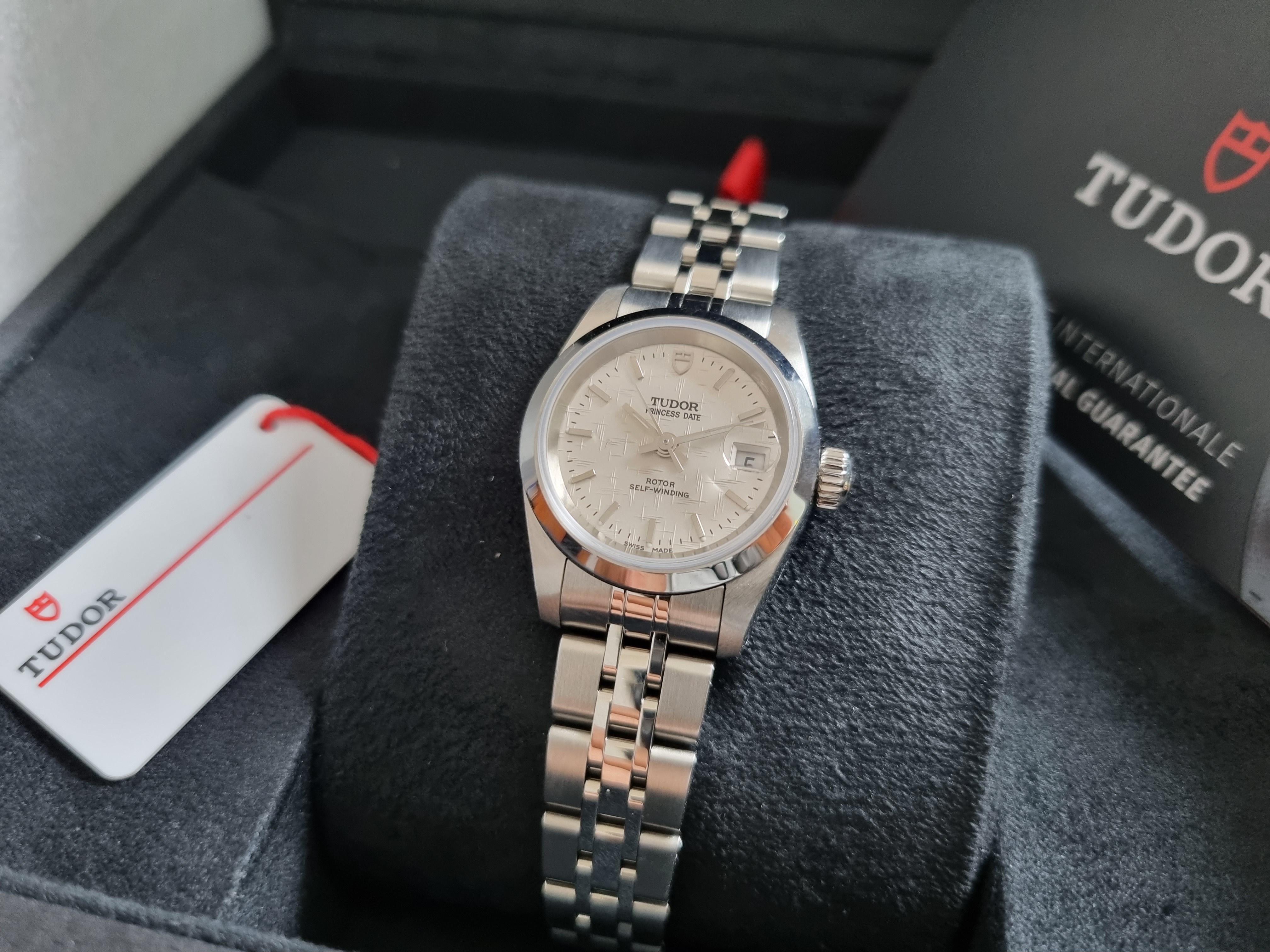Tudor Prince Oysterdate Prince Oysterdate Princess Oysterdate Date 92400 Automatic Silver Bark Dial Steel Ladies Watch 12-2022 | San Giorgio a Cremano