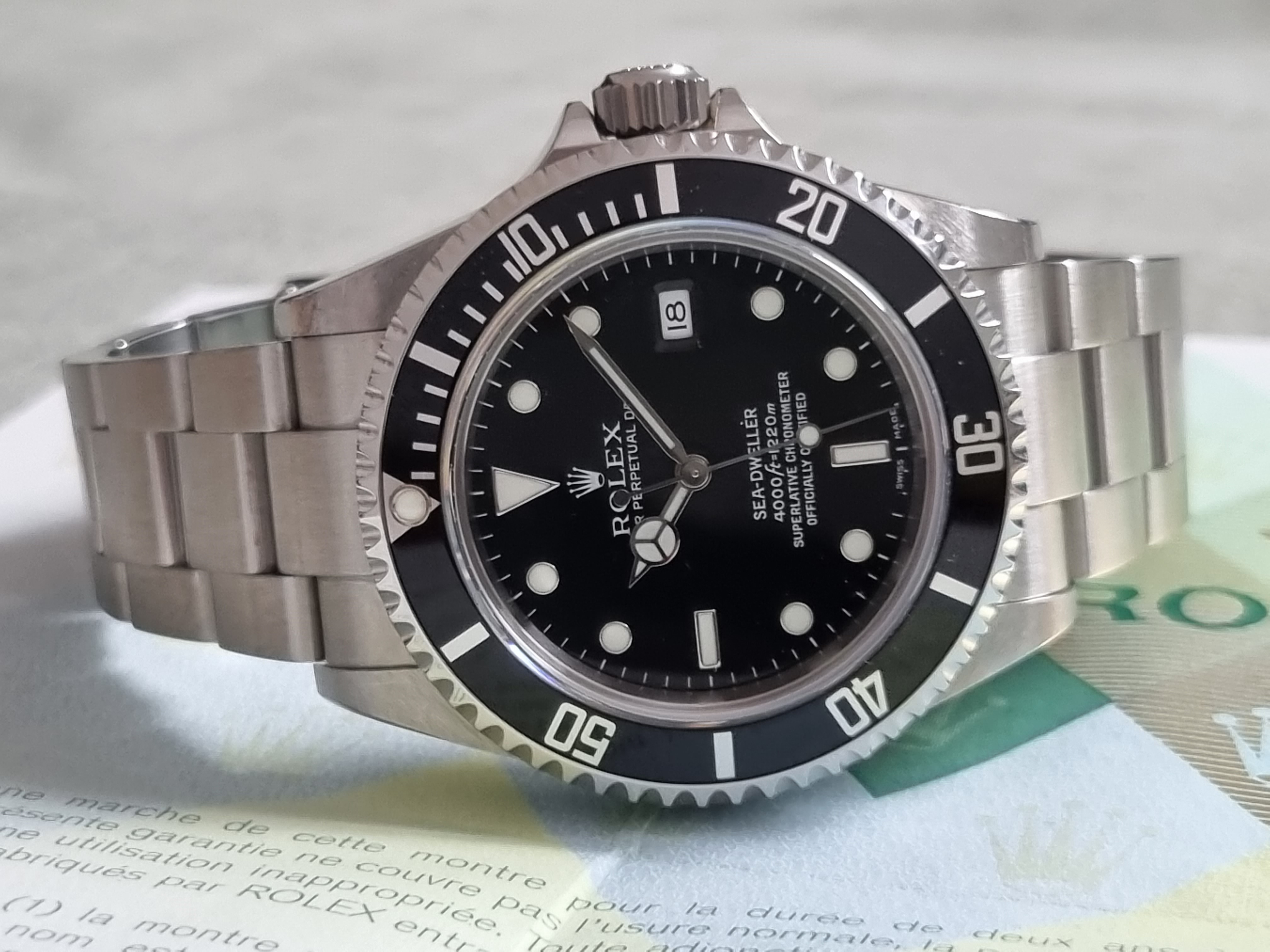 Rolex Sea-Dweller 4000 Sea-Dweller 4000 16600 Steel Mm 40 Oyster Full Set Z Serial No hole Box And Papers Year 2007 | San Giorgio a Cremano
