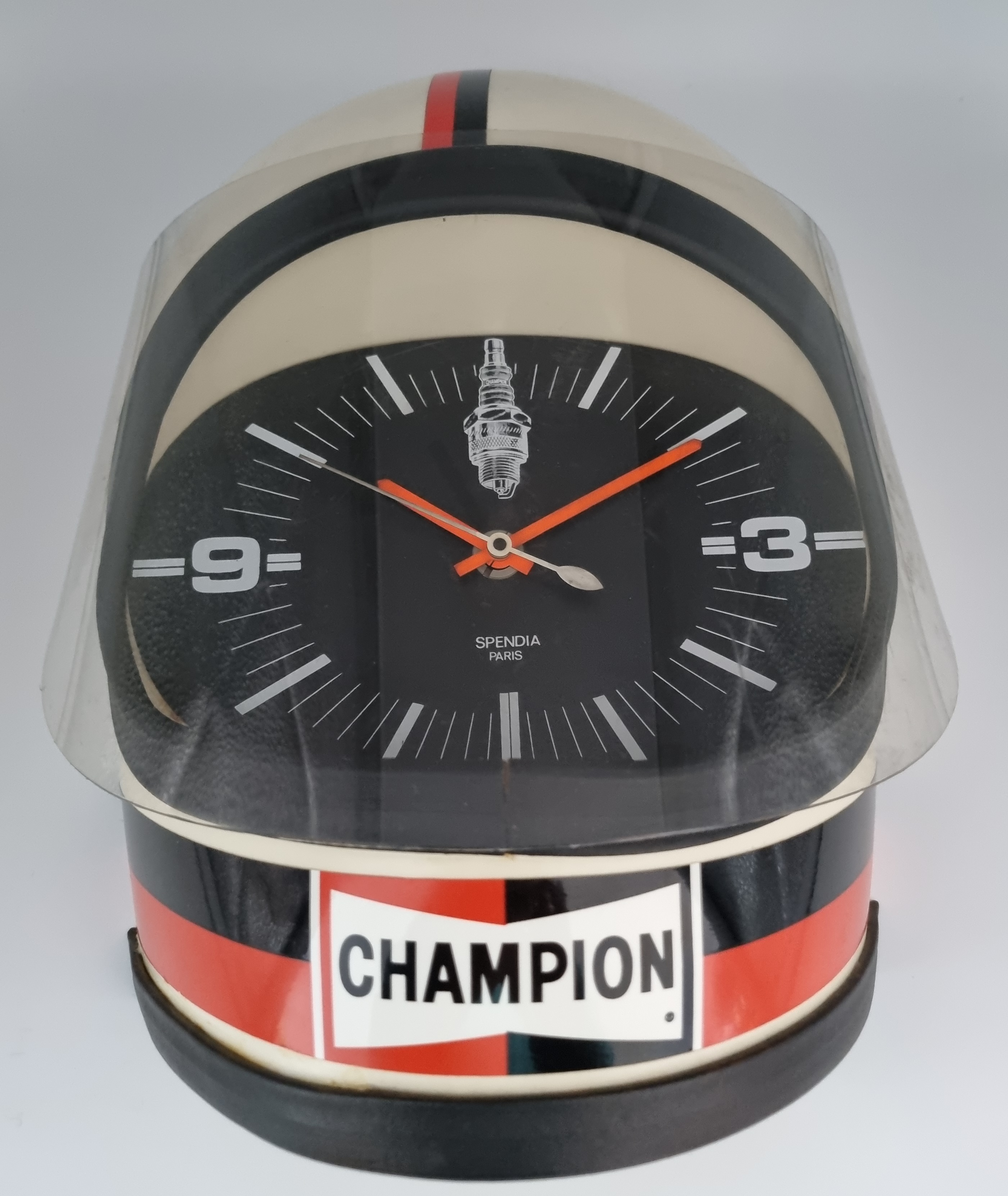 Anonimo Spendia Paris Champion Helmet Wall Clock Retailers Display Vintage French Bougie Candle Working Good | San Giorgio a Cremano