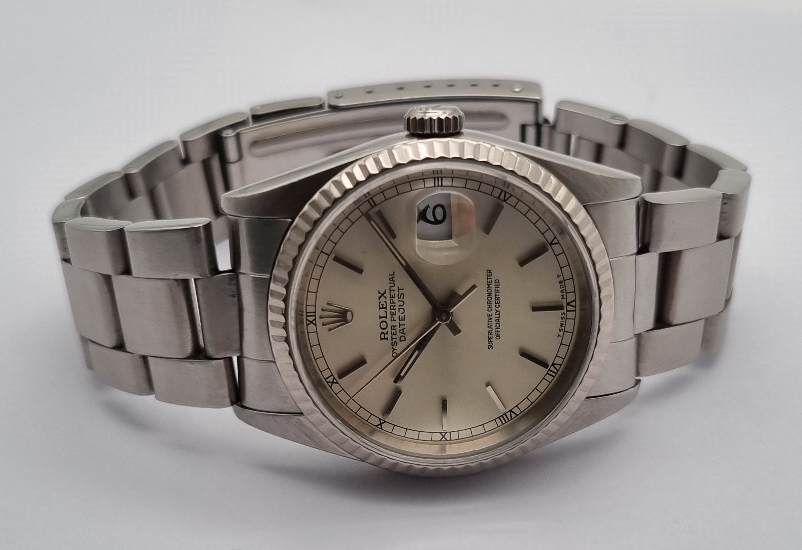 Rolex Datejust 16234 Datejust 36 Mens Steel and 18 kt Wg Bezel Silver Dial Oyster Bracelet With Box 1996 | San Giorgio a Cremano