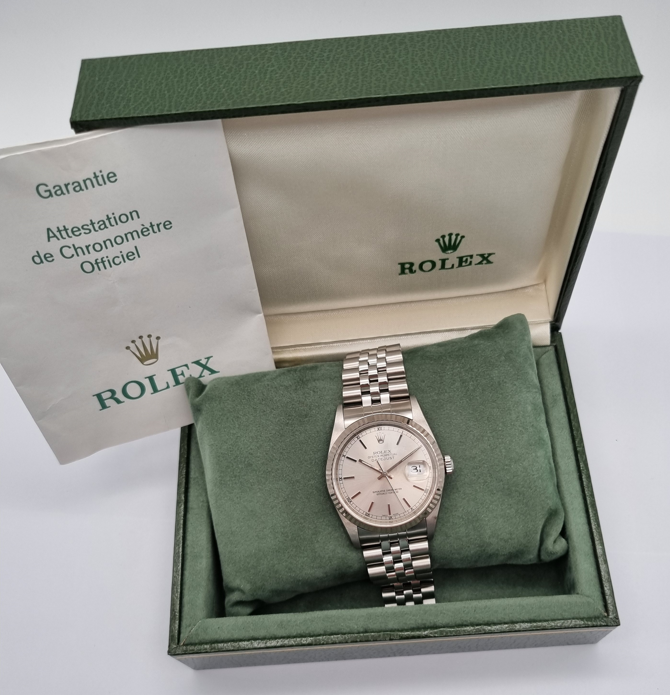 Rolex Datejust  Datejust 36 Mens Steel and 18 kt Wg Bezel Silver Dial Jubilee Bracelet Box And Paper 2004 | San Giorgio a Cremano