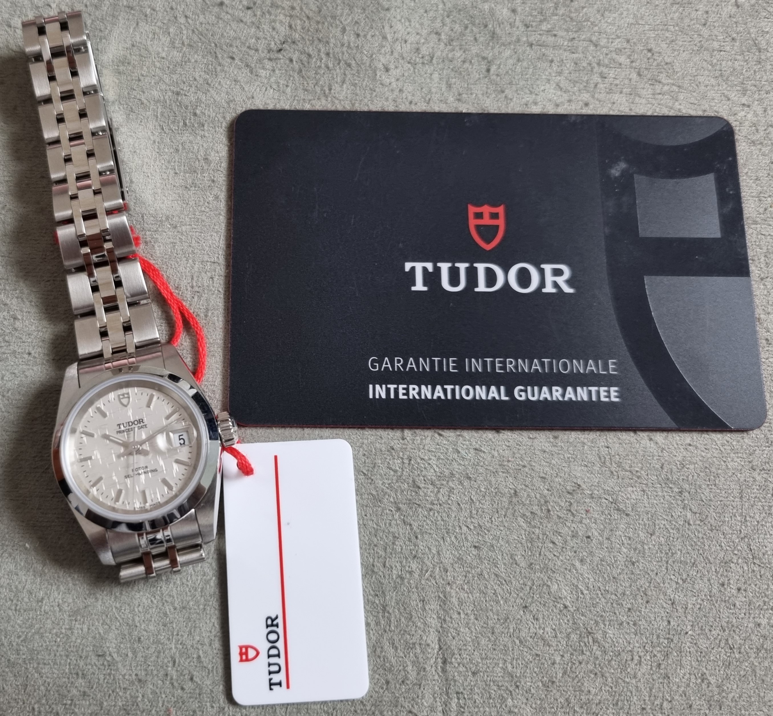 Tudor Prince Date Prince Date Princess Date 94200 Automatic Silver Linen Dial Steel Ladies Watch New Box & Card 12-2022 | San Giorgio a Cremano