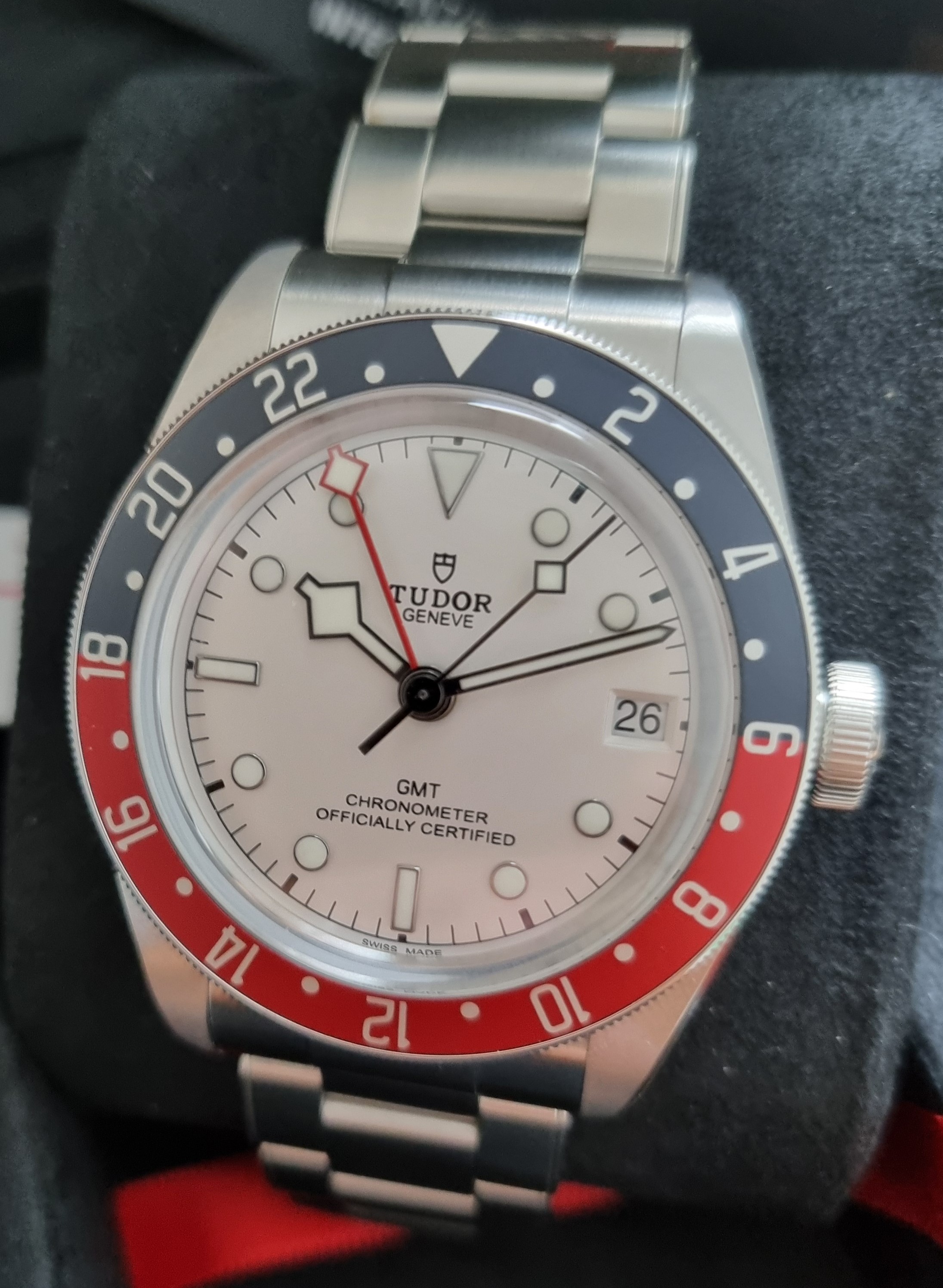 Tudor Heritage Black Bay Black Bay GMT 79830Rb White Opaline Dial Bracelet Full Stickers Box And Card 04-2024 | San Giorgio a Cremano