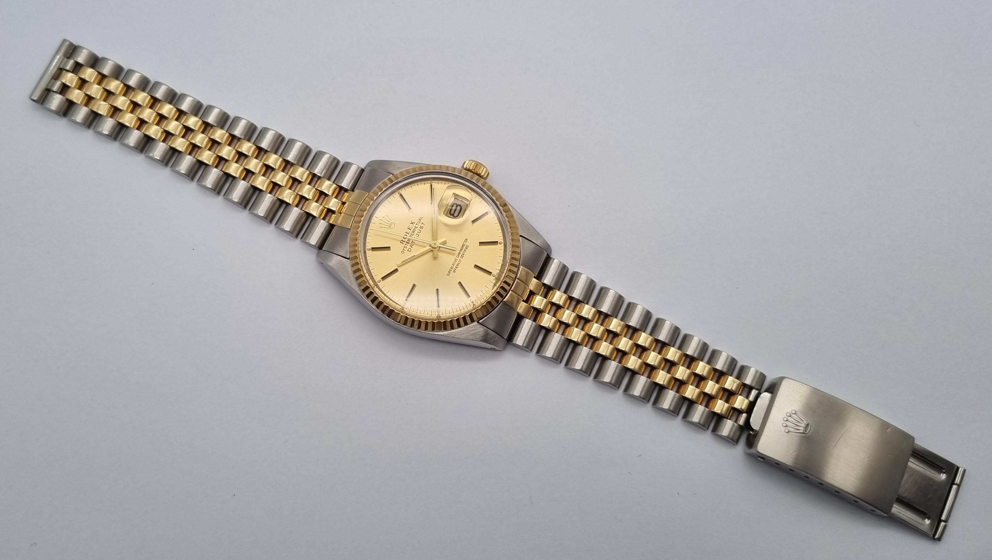 Rolex Datejust Datejust 36 Steel And Gold 18 Kt Golden Dial Vintage Mens Watch 16013 - Box 1982  | San Giorgio a Cremano