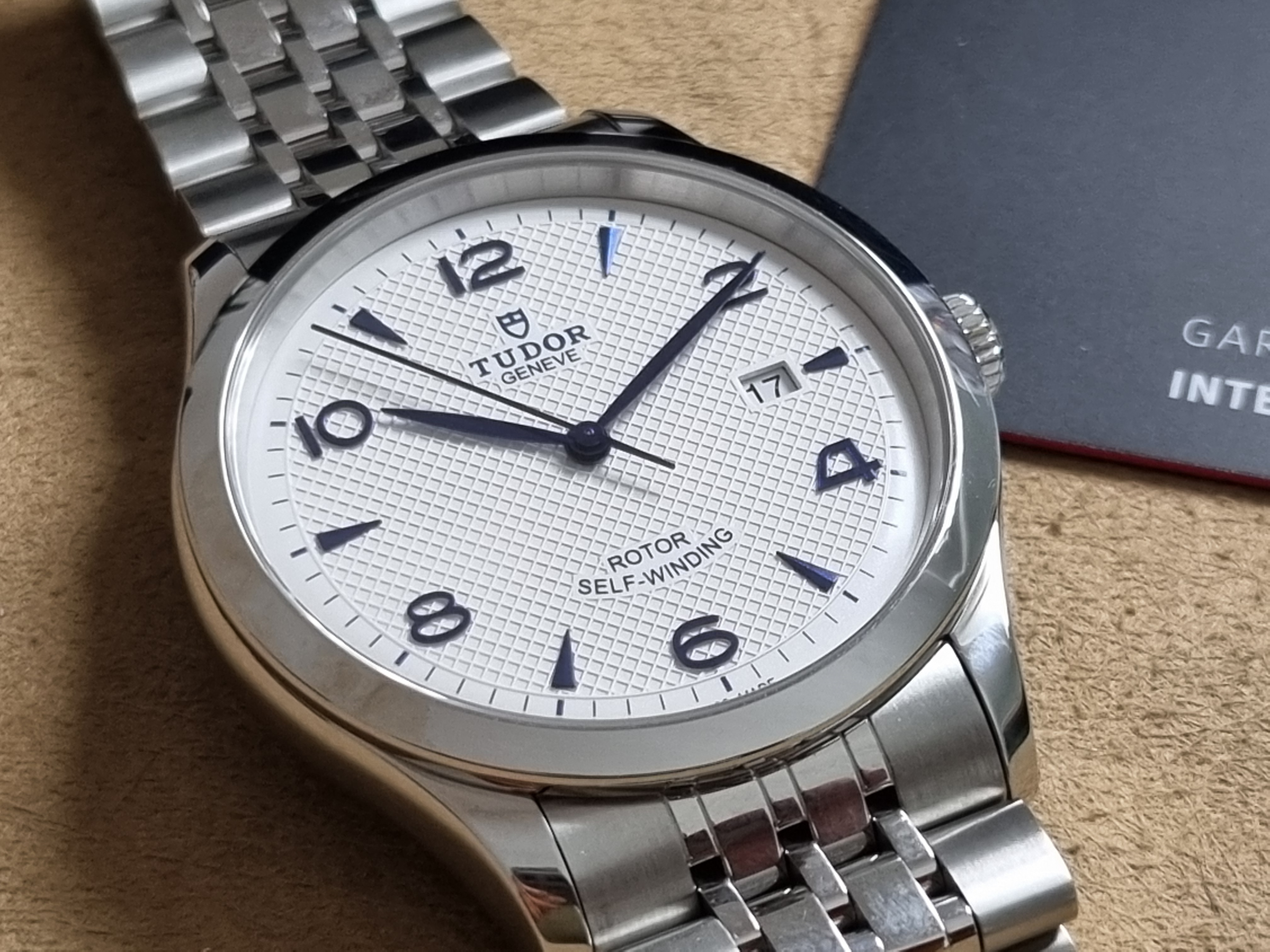 Tudor 1926 Steel 41 mm watch white dial with arabic blu indexes automatic bracelet full set 2023 | San Giorgio a Cremano