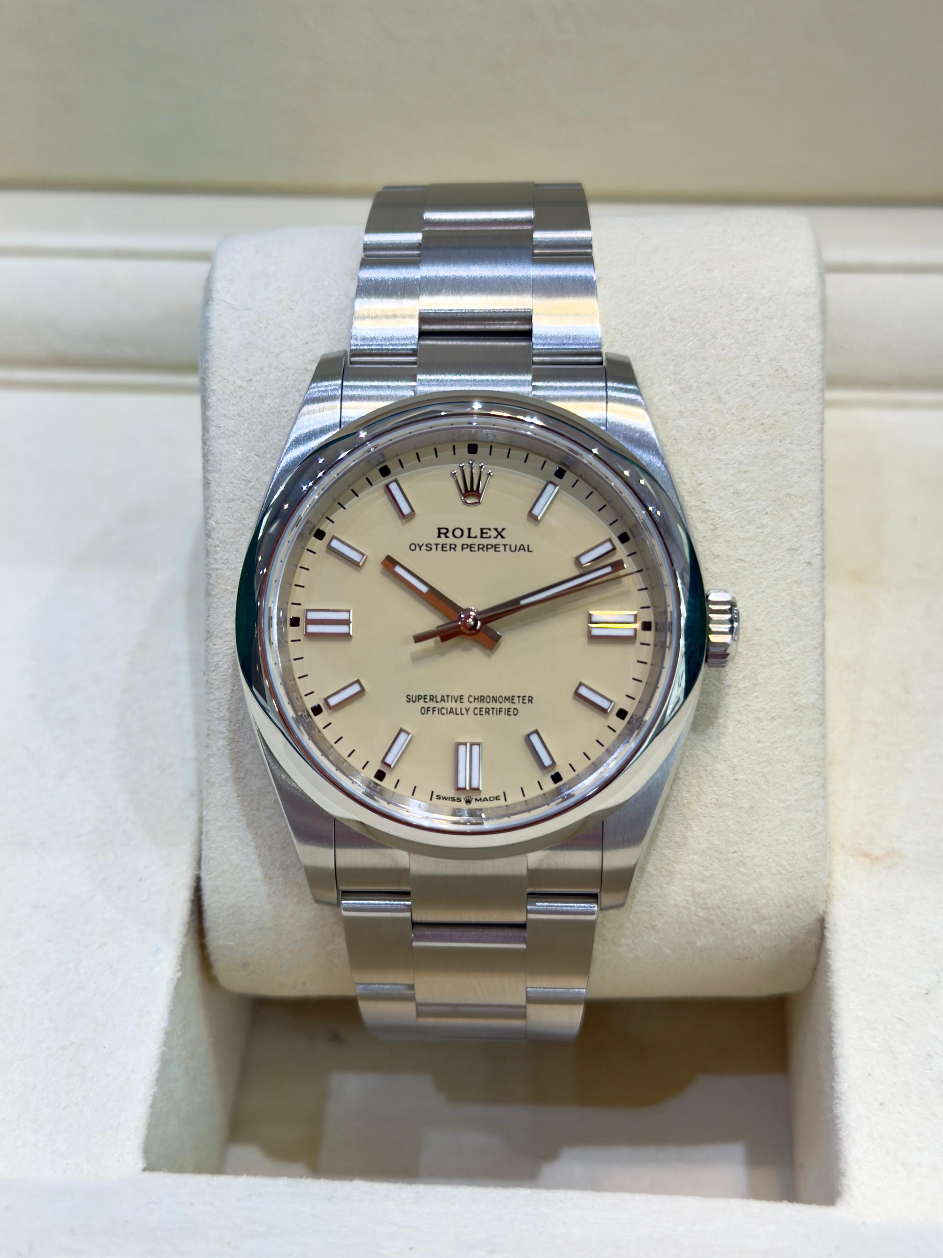 Rolex Oyster Perpetual Oyster Perpetual 31 277200 Perpetual 31 Mm Beige Watch New Full Set 12-2025 | San Giorgio a Cremano
