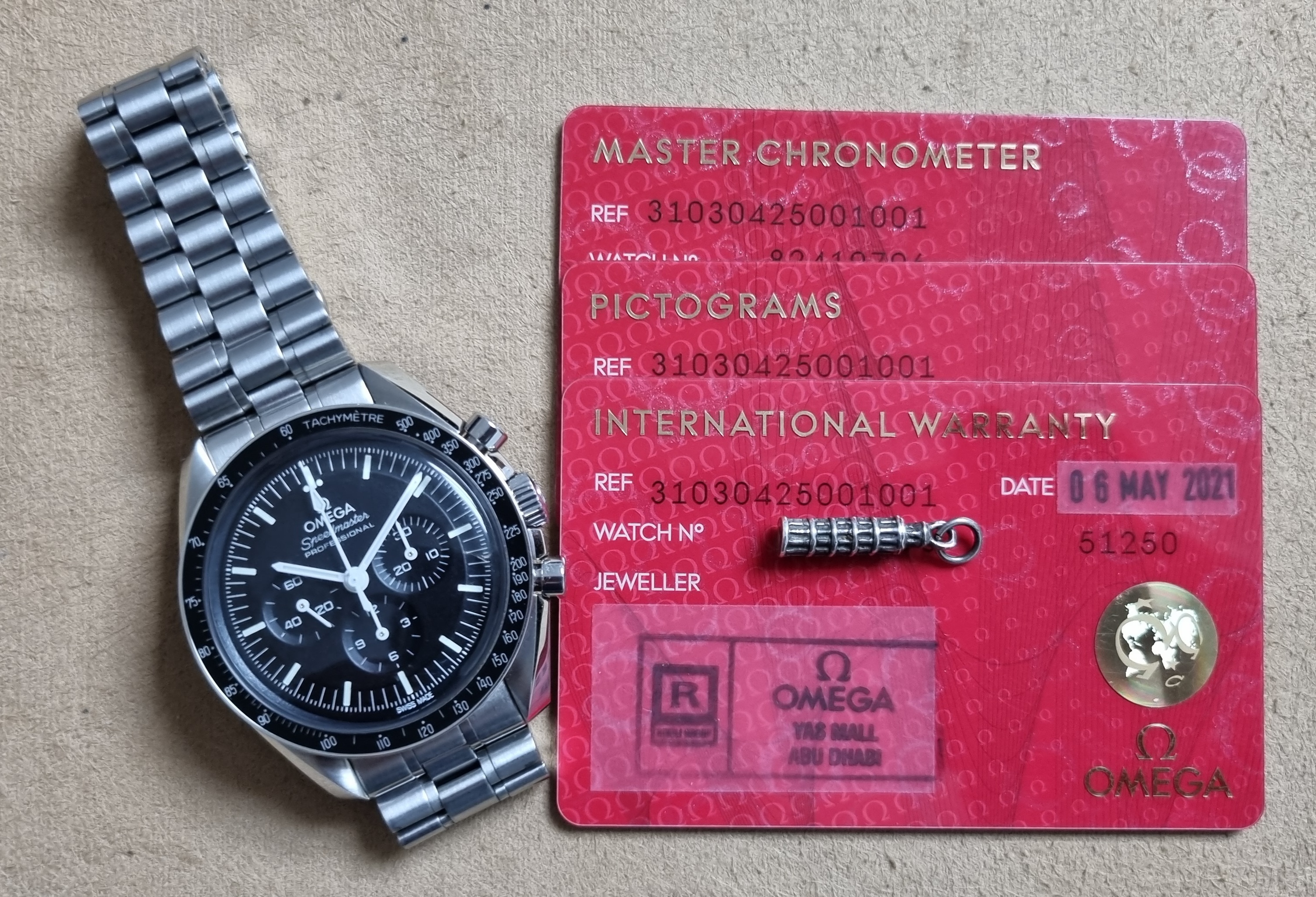 Omega Speedmaster Speedmaster Professional Moonwatch 31030425001001 Caliber 3861 Like New Full Set 05-2021 | San Giorgio a Cremano