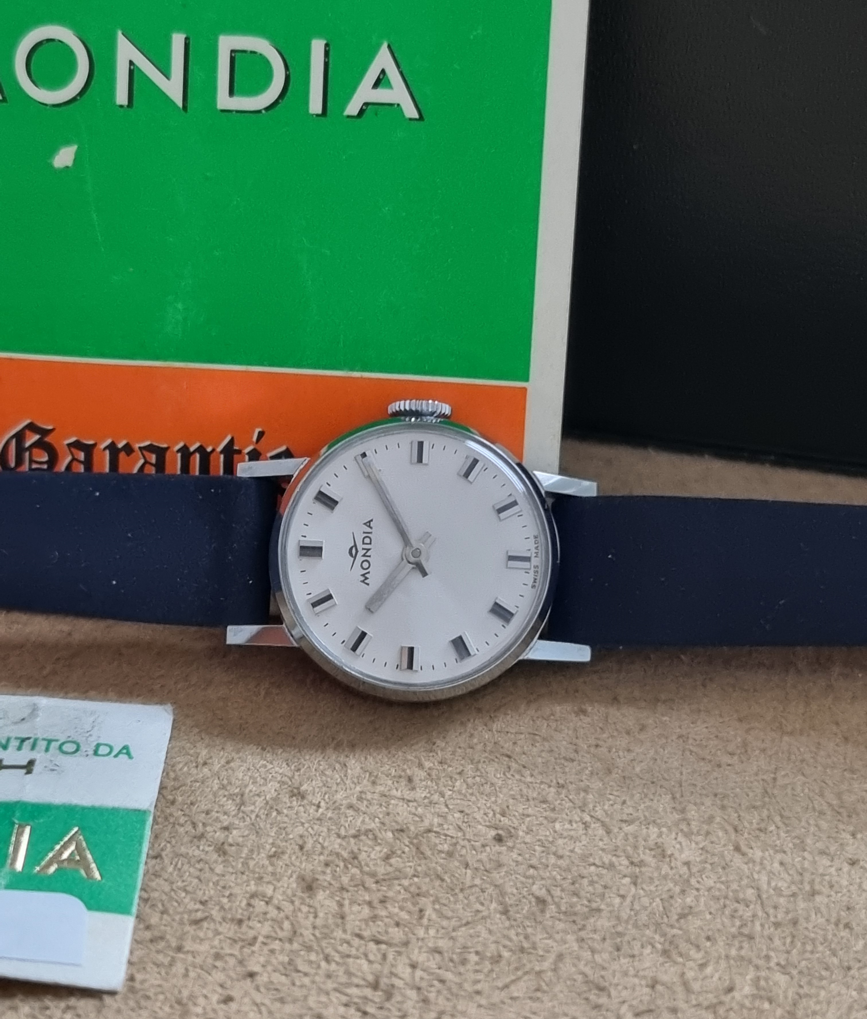 Mondia vintage lady 20 mm acciaio manual winding swiss made full set newoldstock | San Giorgio a Cremano
