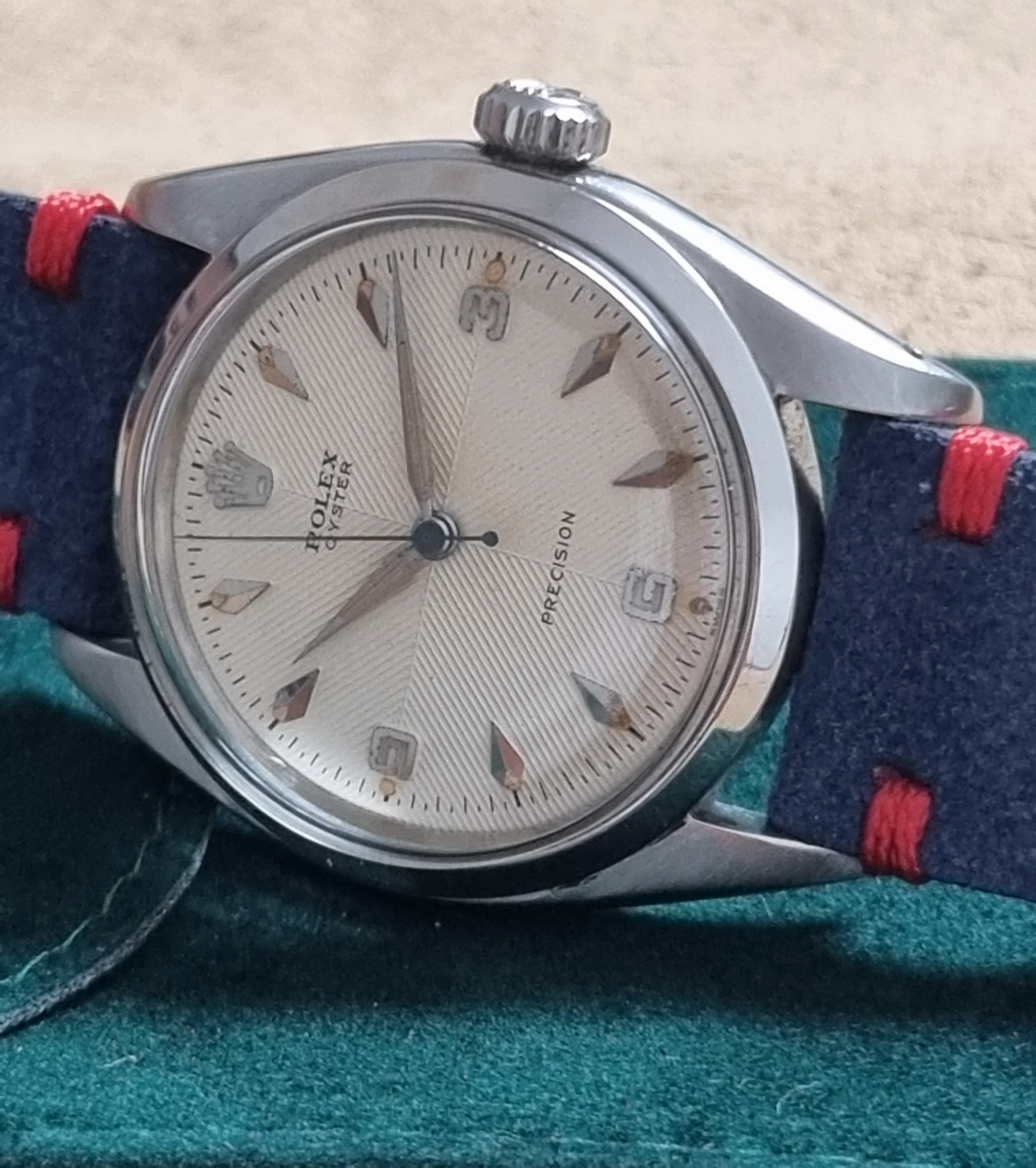 Rolex Oyster Precision Oyster Precision 6422 Rare Chevron Ivory Dial Manual Winding On Leather 1957 | San Giorgio a Cremano
